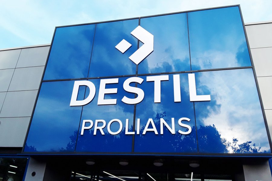 Destil